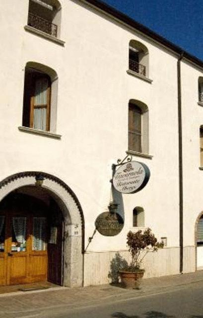 Tavernola - Locanda Di Campagna Hotel Battipaglia Exterior photo